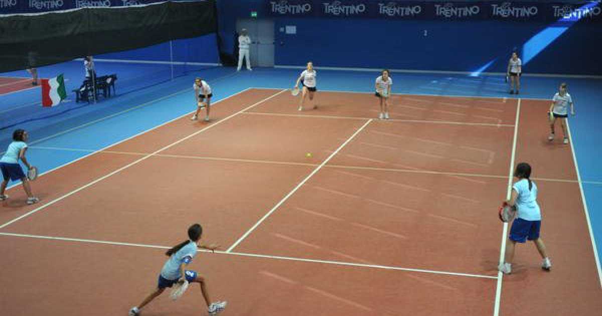 La palla tamburello, sport amato sulle spiagge ma snobbato dal Coni